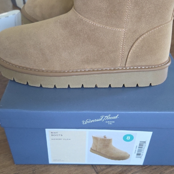 Universal Thread Tan Memory Foam Boots - Picture 2 of 6